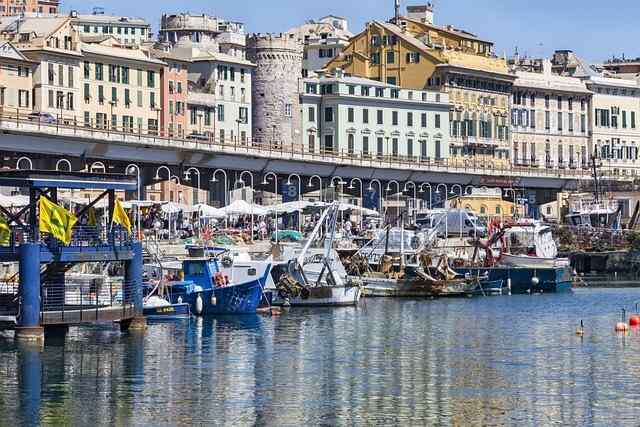 Discovering the Port of Genoa