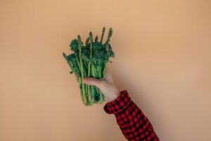 asparagus in hand